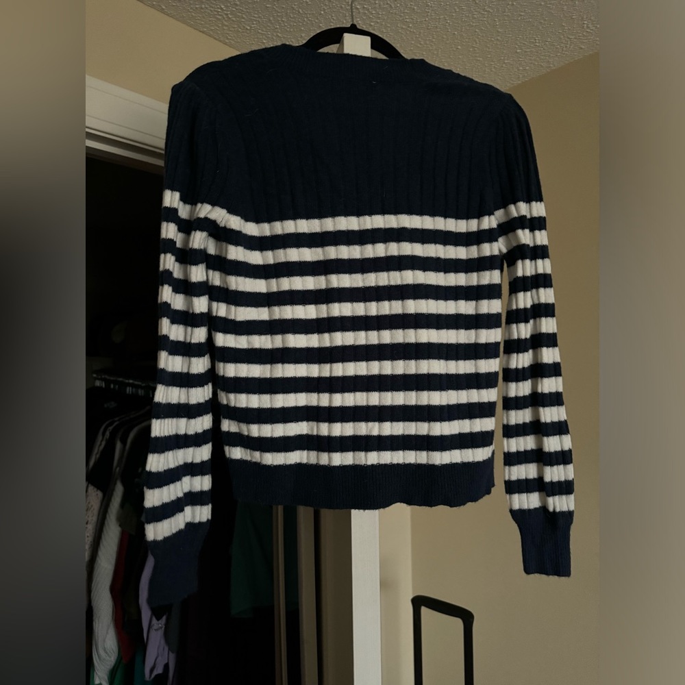 LOFT Heart Cardigan - Picture 3 of 3